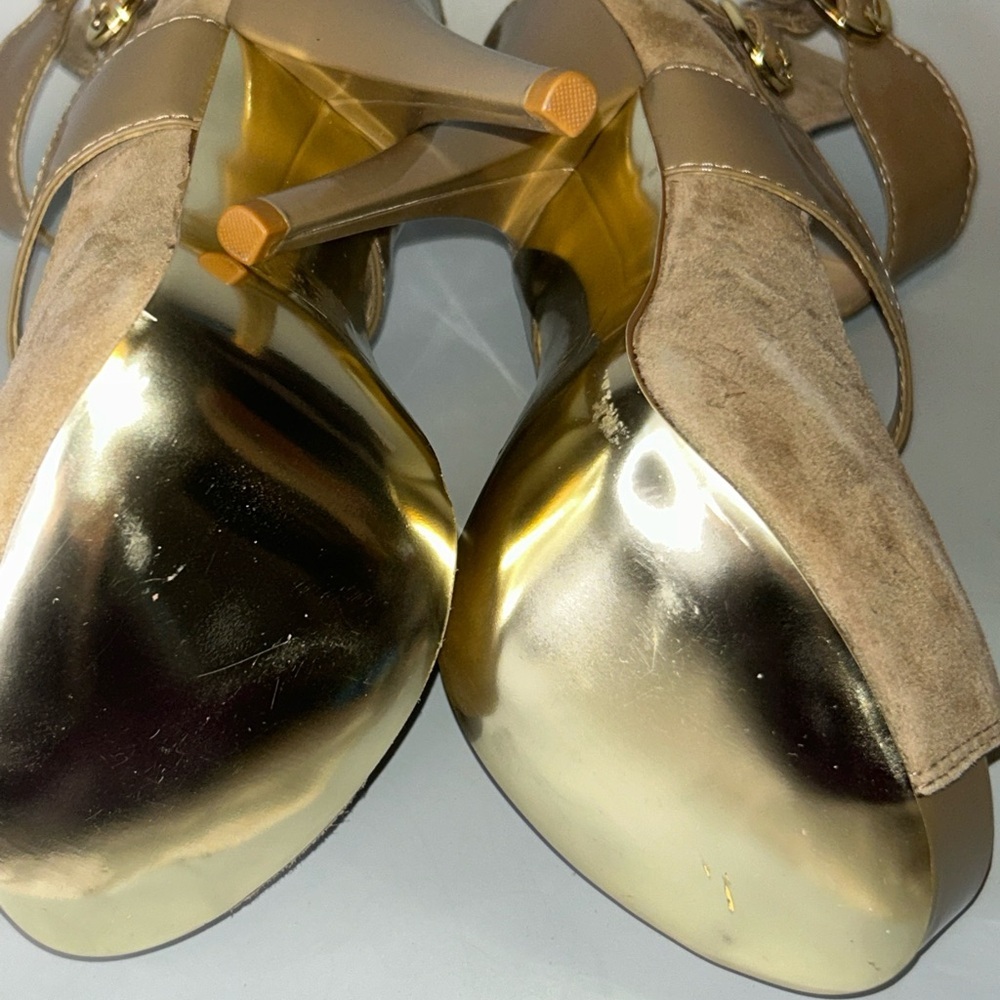 NWOT Bebe heeled faux suede PU platform sandals - Picture 5 of 8